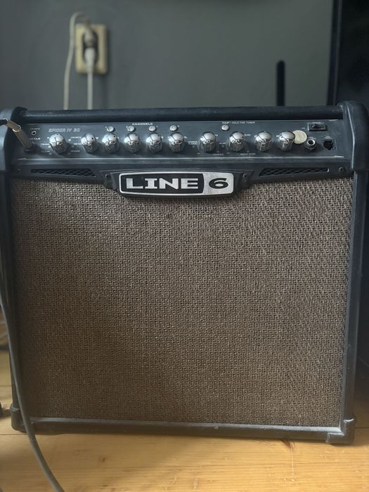 ПРОМОЦИЯ с подаръци - Електрическа китара Les paul и кубе Line6
