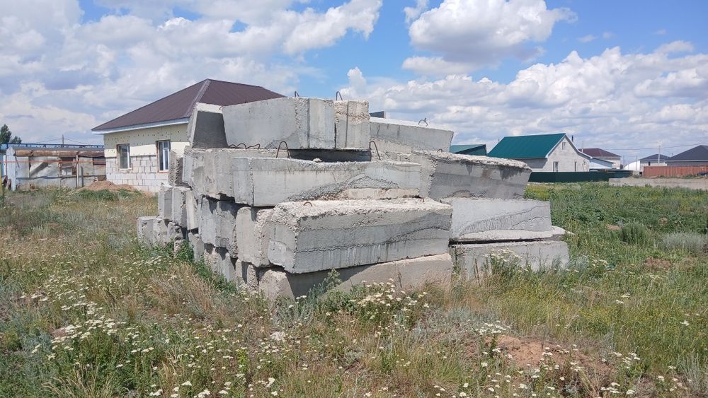 Продам фундаментный блок