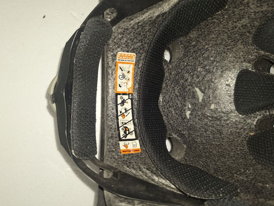 Каска "Oxelo",използвана