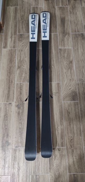 Schiuri Head C220i – 156 cm