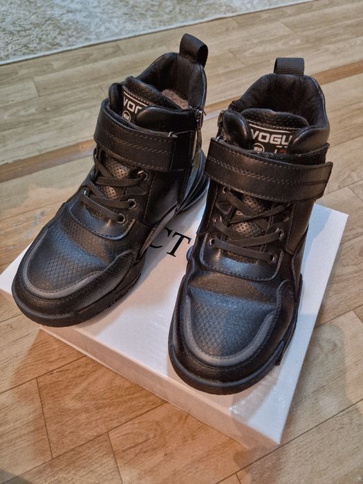 Продам зимние сапоги