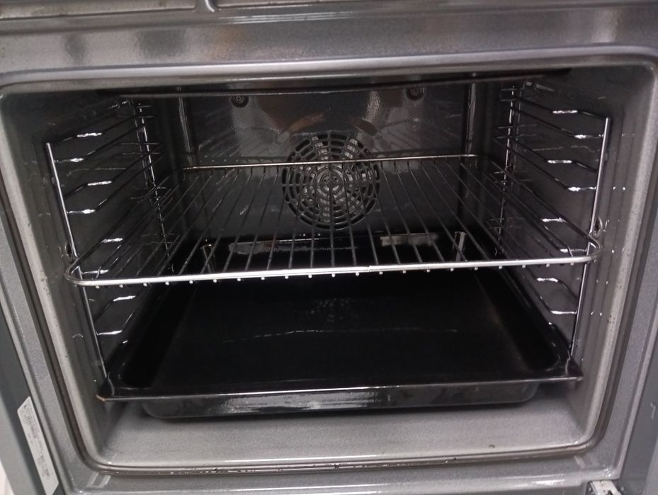 Като нова иноксова печка за вграждане Бош Bosch с 2 години гаранция!