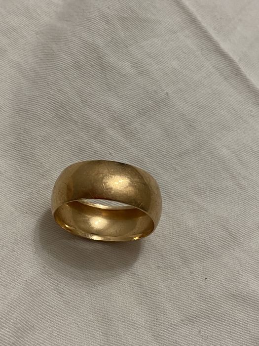 Золотое кольцо обручальное