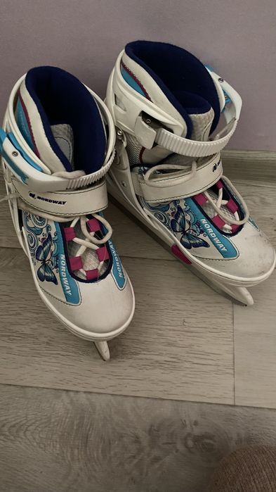 Коньки детские  белые  раздвижныефирма NORDWEY