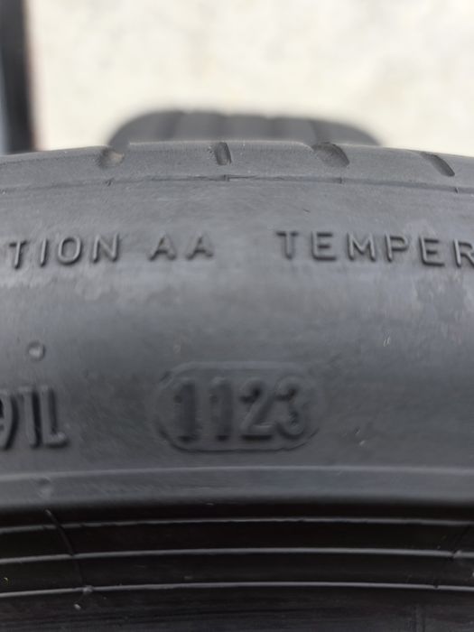 Vând patru anvelope de vara pirelli 255 40 21/ 285 35 21 dot 1123