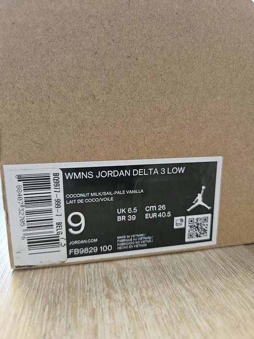 Nike Jordan Delta 3 mid Femei