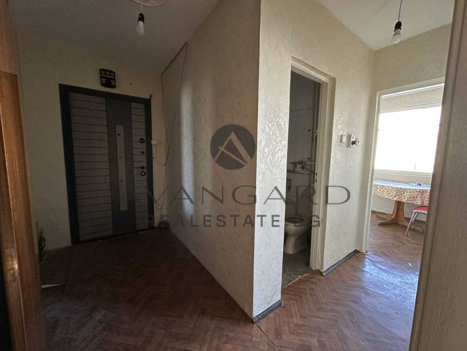 Продава се Двустаен апартамент в Пловдив, Изгрев - 70 кв.м за 952 €/кв.м - Снимка #8