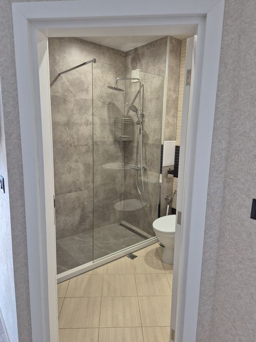 Дава се под наем Тристаен апартамент в к.к. Св.Св. Константин и Елена - 120 кв.м за 700 € - Снимка #15