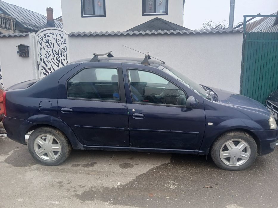 Vând Dacia Logan faza 2