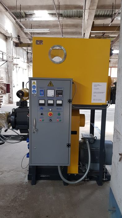 Vand presa brichete pinikey Bronto