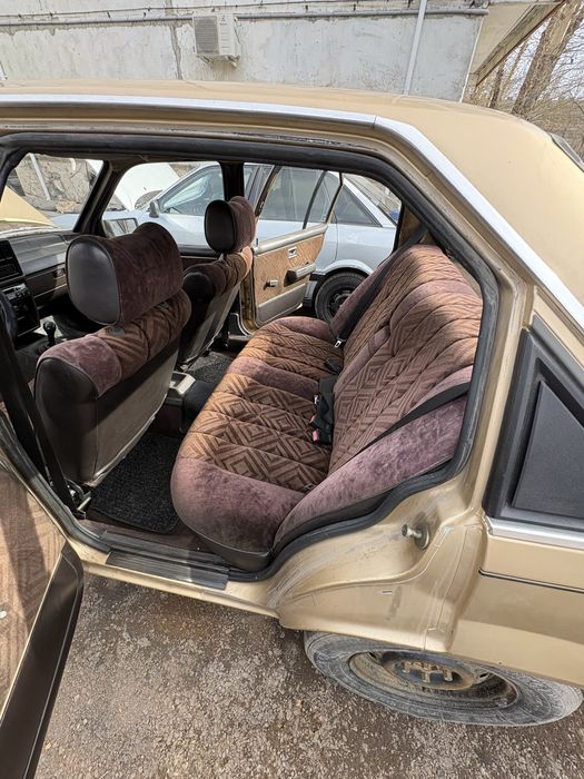 Продам Опель Рекорд 1984 года.