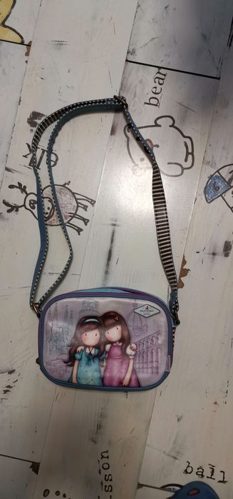 Ghiozdan si poarta set deosebit