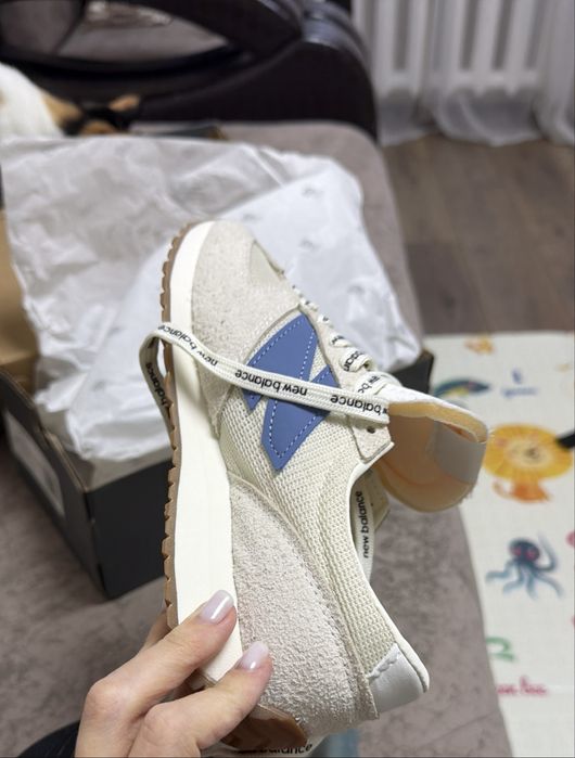 Продам кроссовки