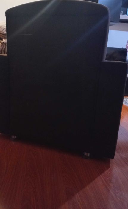 Vand 2 fotolii in stare foarte buna.