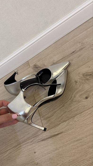 Продам туфли ZARA