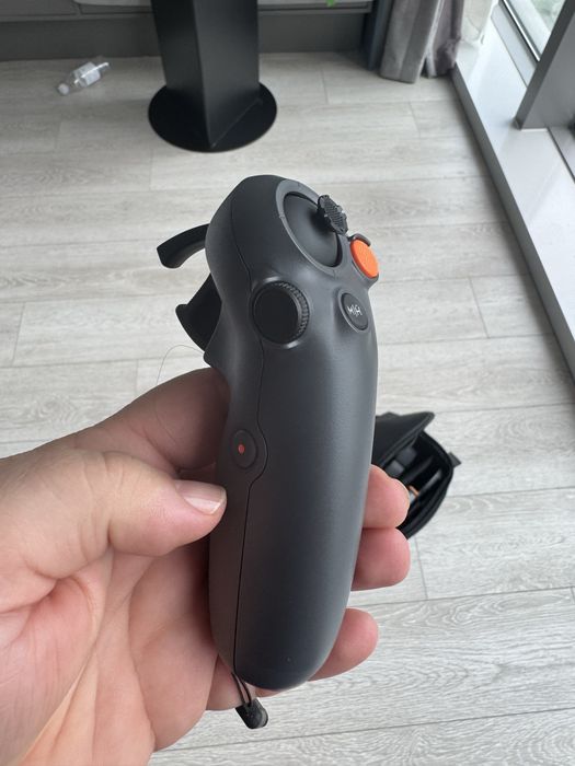 Drona DJI Avata 2 3 baterii Geanta card 512gb