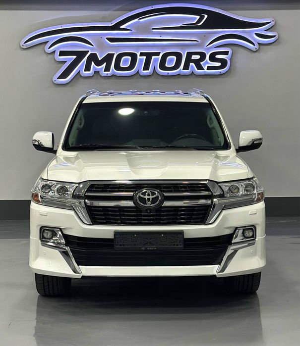 Bugun sotuvimizda Toyota Land Cruiser