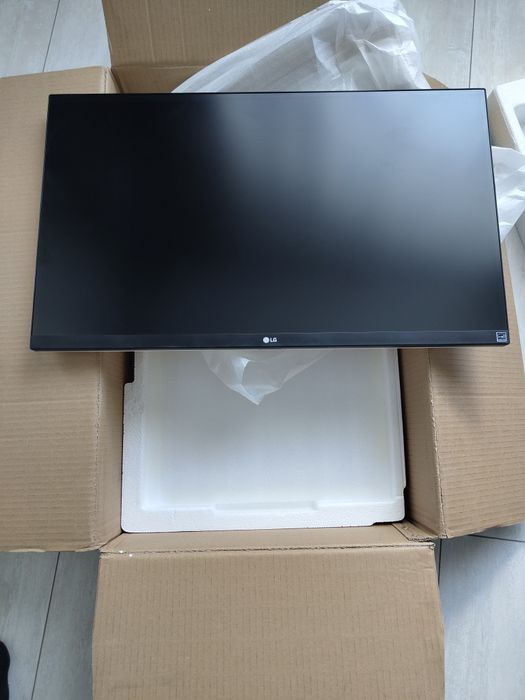 Монитор 4к 27д IPS LG 27UL600