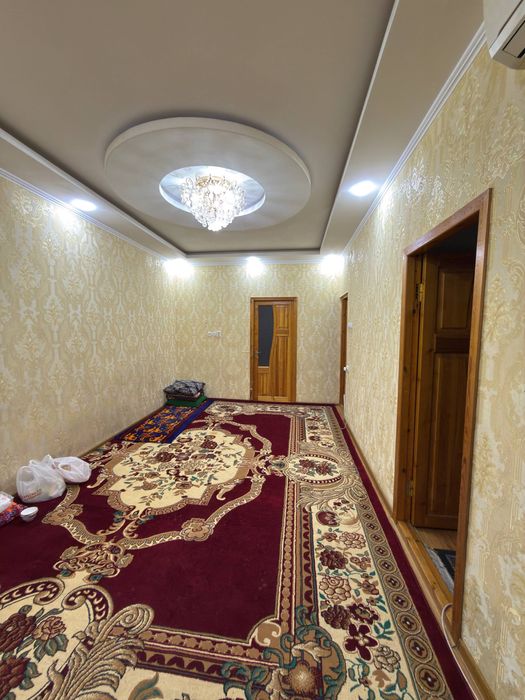 Bollarga kvartira bor .Chilonzorda.Andalusni orqa tomonida.2 xonali