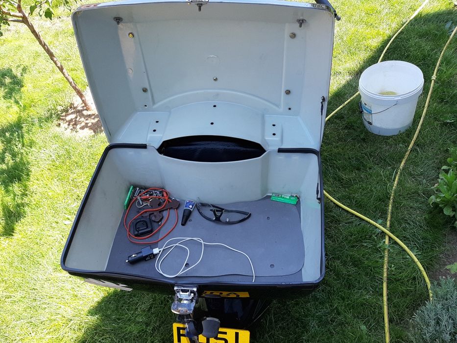 Скутер Априля 125 кубика