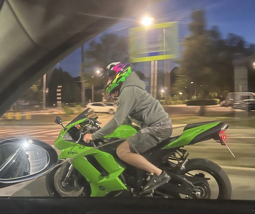 Kawasaki Ninja Zx6r - 125cp / 2008 - 28.000 km
