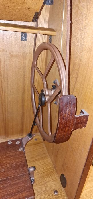 Швейная машинка Чайка-2