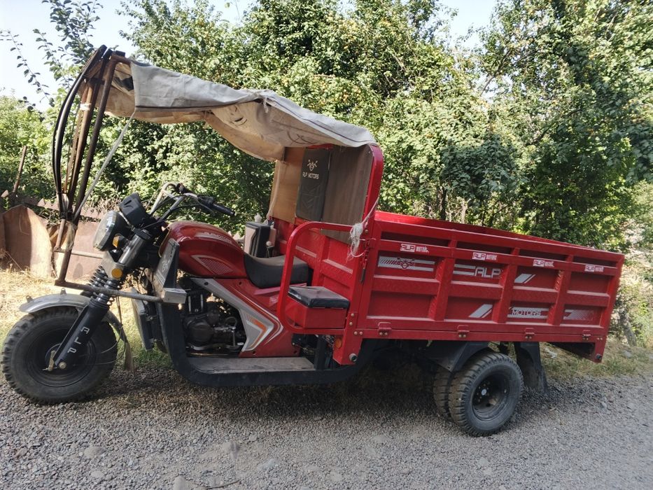 Yilli 2024 probeg 2000 km benzinli