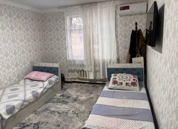 Сдается 1 комнатная квартира Янгихает Спутник 8.