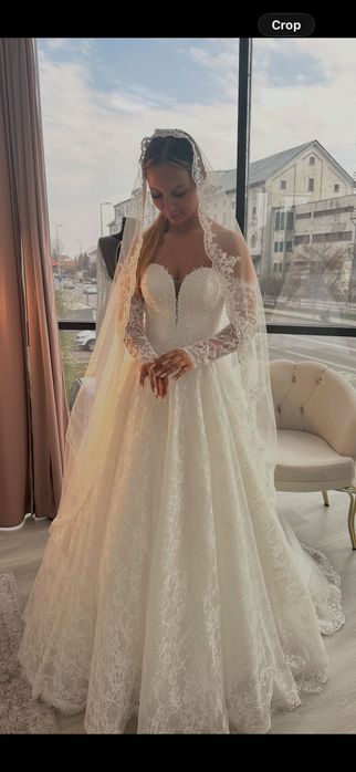 Rochie mireasa dantela