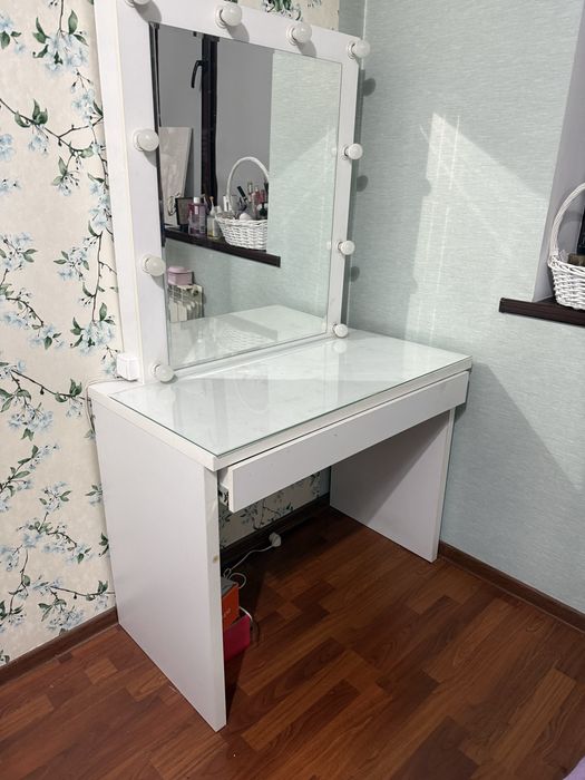 СРОЧНО продам комод с подсветкой