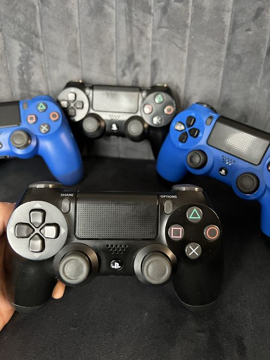 • Controler • Joystick • PS4 •