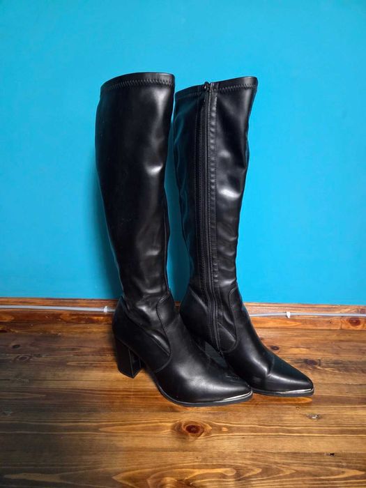 Естествена кожа дамски ботуши номер 39