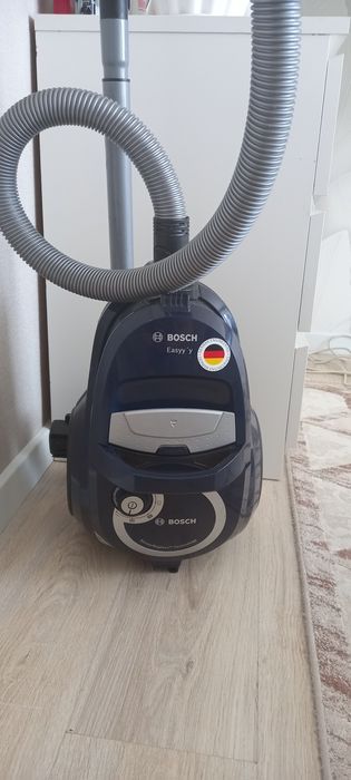 Продам пылесос BOSCH  15000