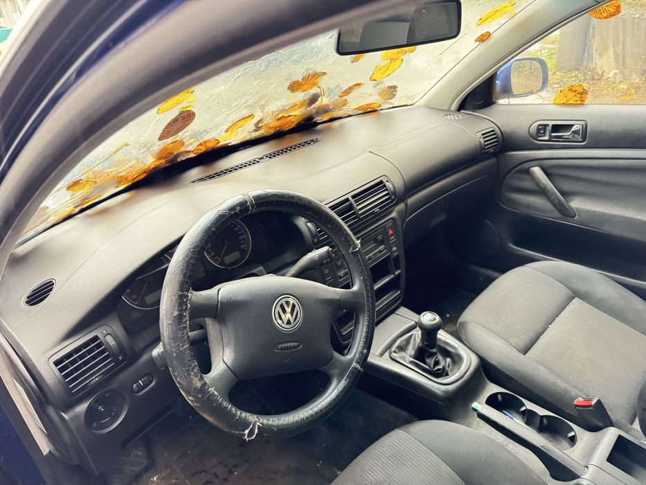 VW Pasat 5.5 на части 1.6 бензин