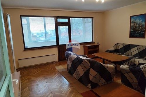 Дава се под наем Четиристаен апартамент в Варна, Трошево - 90 кв.м за 548.25 € - Снимка #1