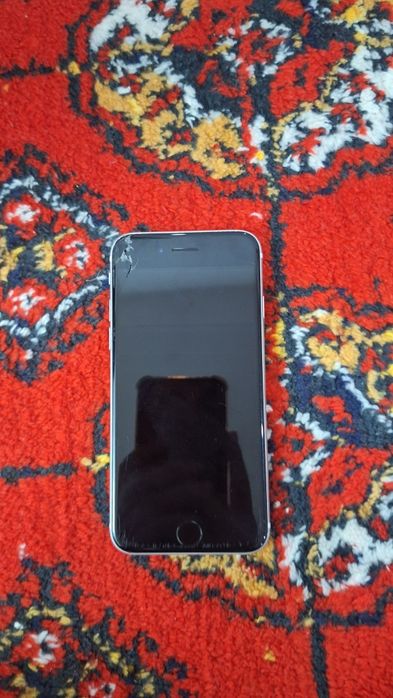 iPhone Se на запчасти
