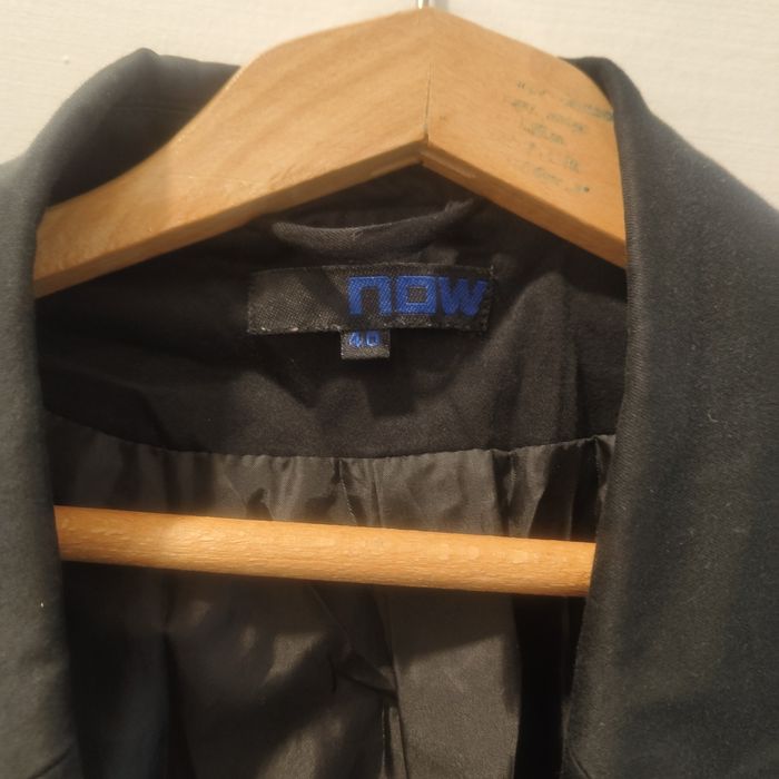 Дамско стилно черно сако