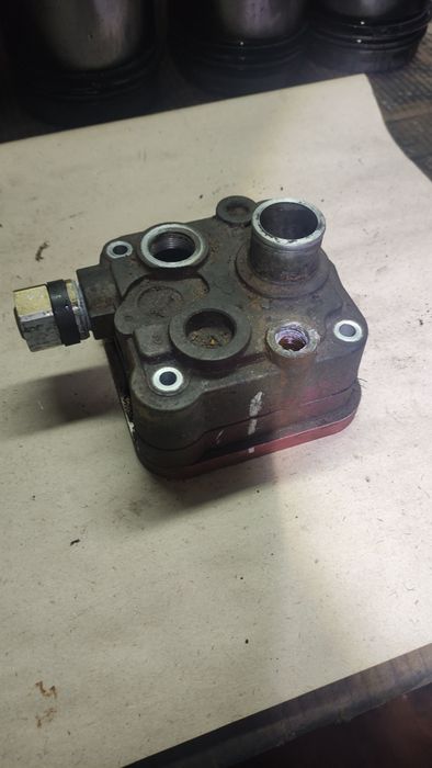 Головка компрессора Man