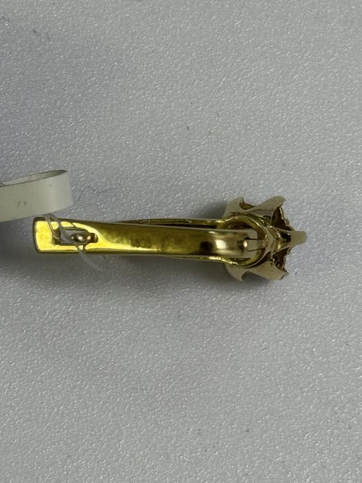 Золотые серьги бриллианты