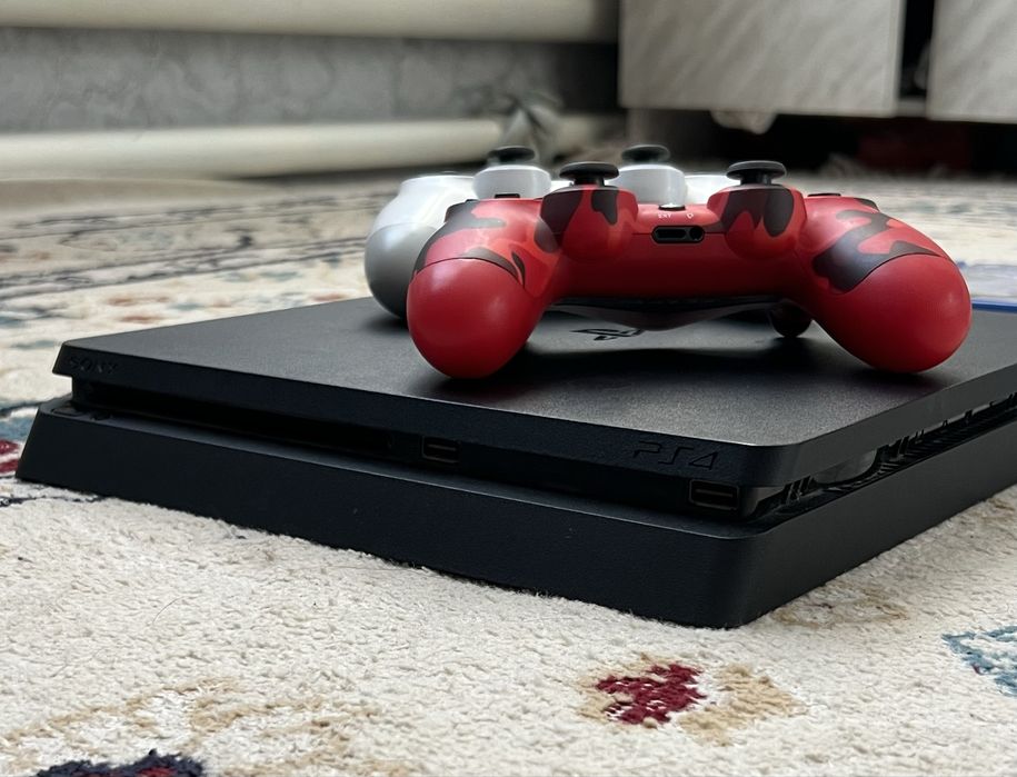 Sony Playstation slim 4.