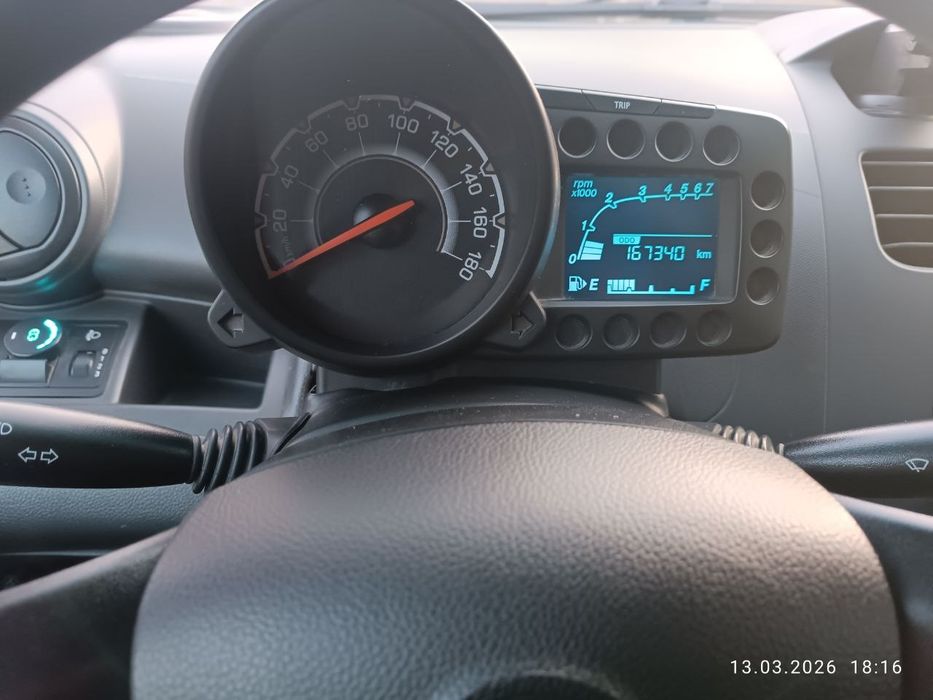 Spark 2014 yil Sotiladi