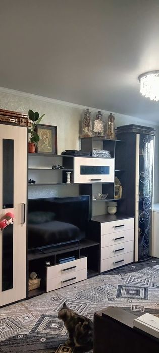 Стенка в гостинную или в зал