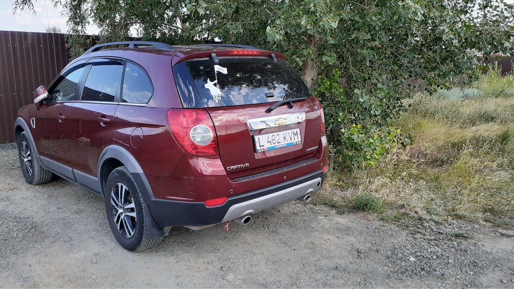 Продам автомобиль Шевроле Каптива