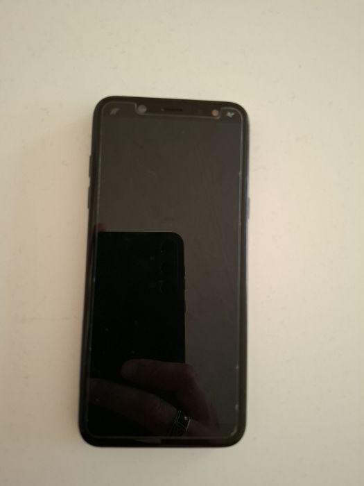 Продам Samsung А6