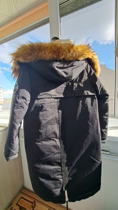 зимний пуховик. размер М (46-48)