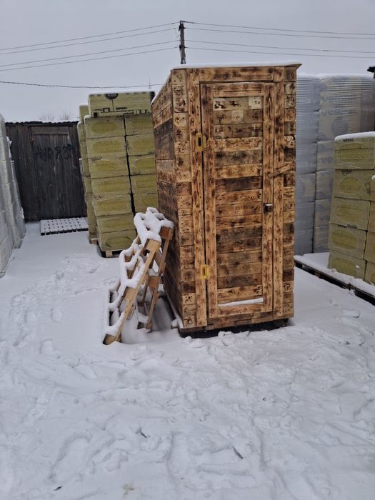 Продам туалет уличный дачный