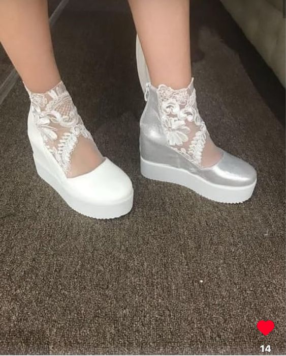 Платье свадебное