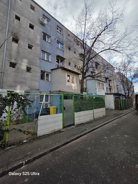 Vand garsoniera sect 5 București