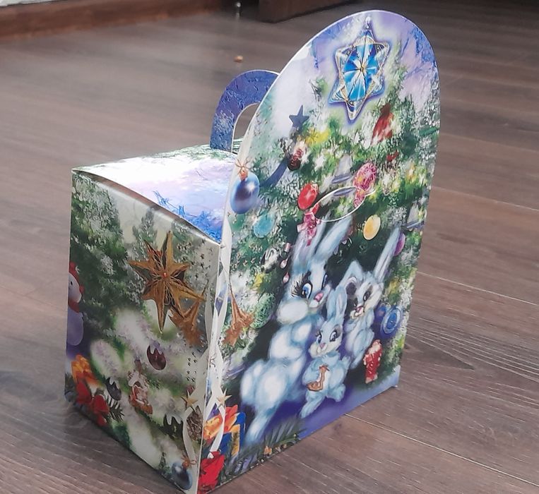 Новогоднии коробки