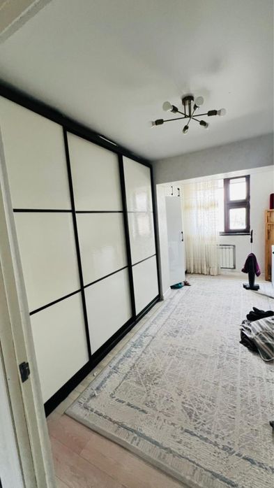 Шкаф-купе в отличном состоянии